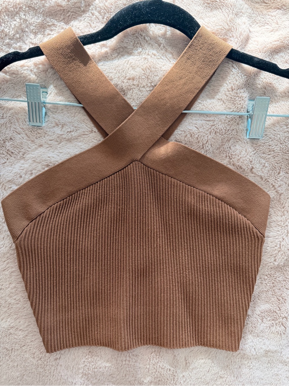 Babaton Cross-Strap Ribbed Crop Top in Rust - Picture 3 of 3